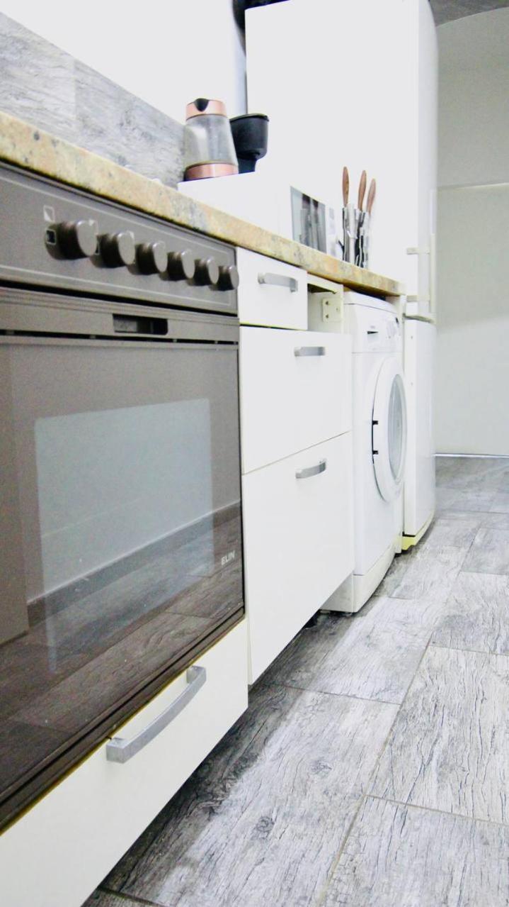Family Studio In Akh Area Wien Ngoại thất bức ảnh