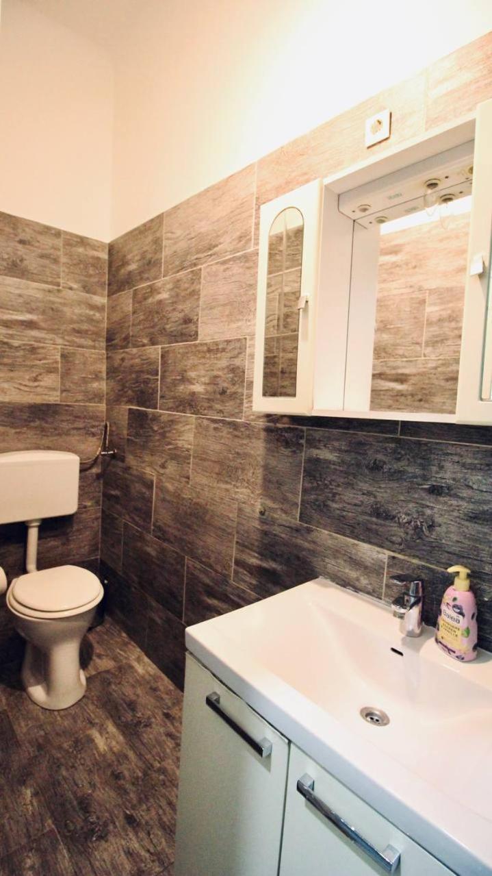 Family Studio In Akh Area Wien Ngoại thất bức ảnh